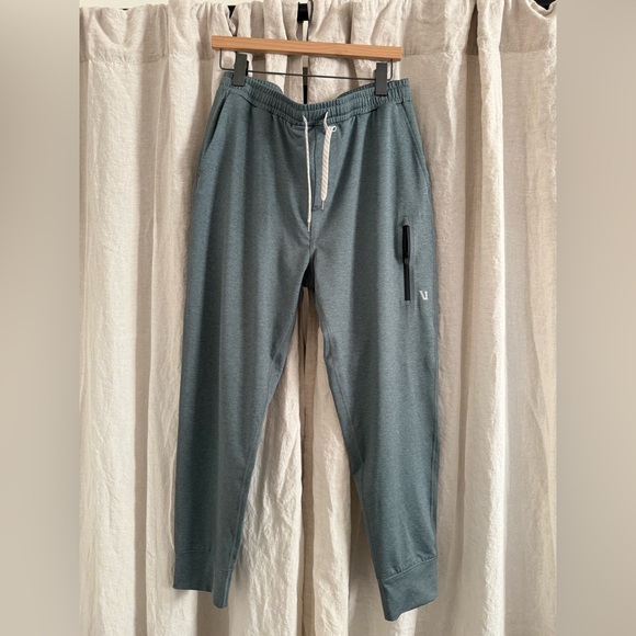 Vuori Men's Blue Jogger Pants - Picture 1 of 4